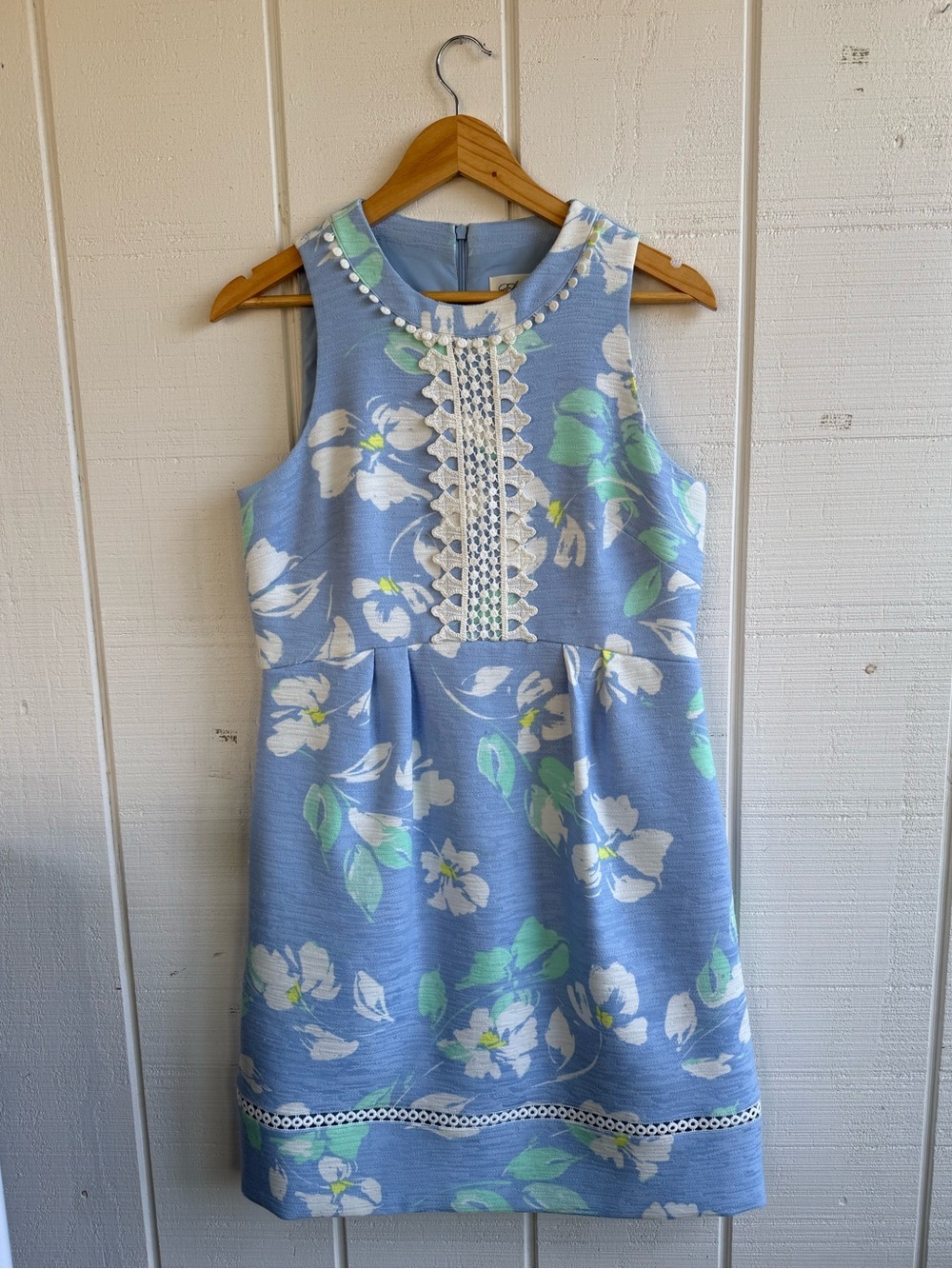 Eliza J Blue Floral Sleeveless Shift Dress Size 8